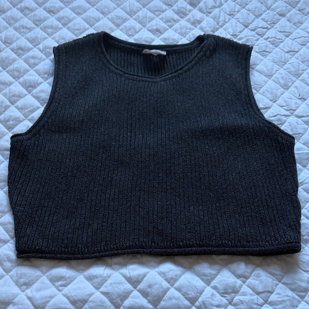 Women's Grey Knit Sleeveless Crop Top